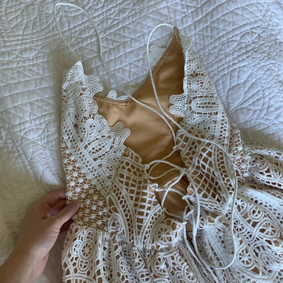 Chicwish White Lace Midi Dress - Picture 6 of 9